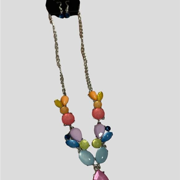 NWT multi colored Paparazzi necklace - Picture 2 of 7
